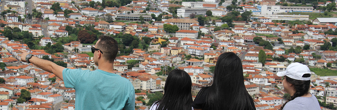 Turismo Turismo